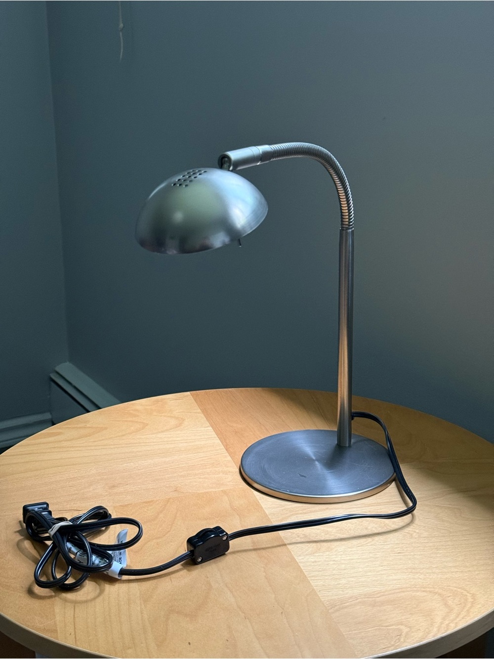 Vintage Heavy Duty Brutalist Style Portable Gooseneck Table Lamp Chrome Metal